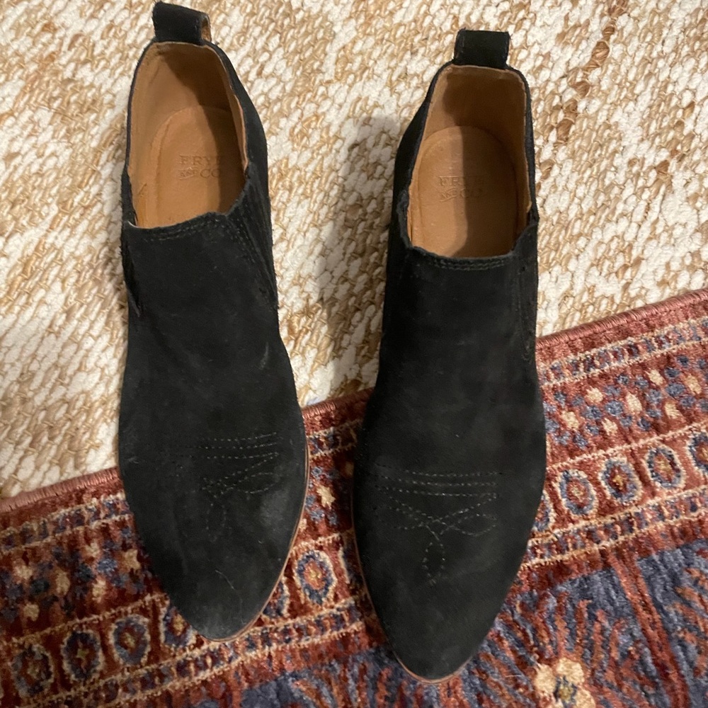 Frye & co. Black booties